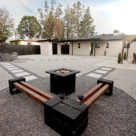Centrally Located! Remodeled! Huge Backyard! The White House Albuquerque Kültér fotó