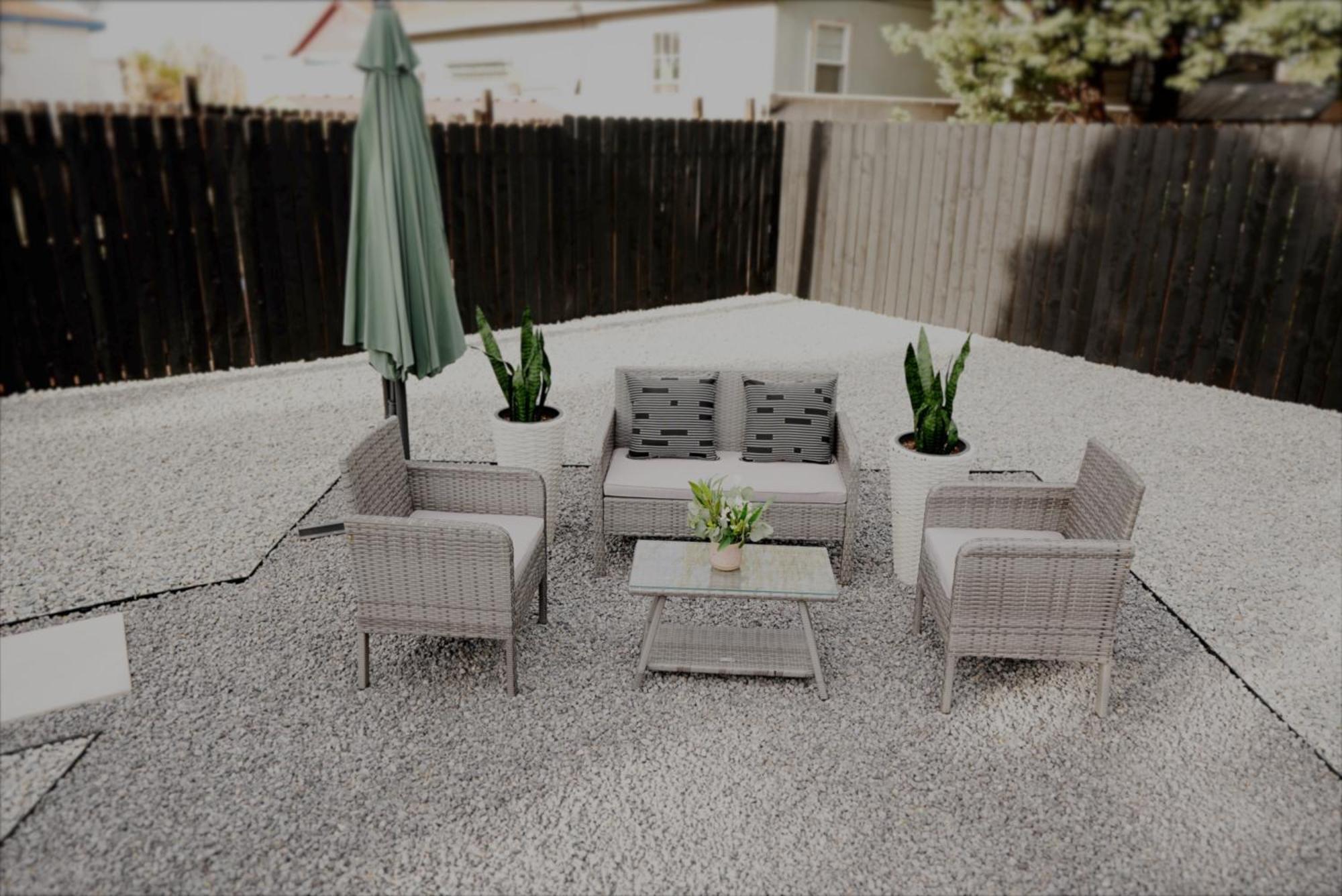 Centrally Located! Remodeled! Huge Backyard! The White House Albuquerque Kültér fotó